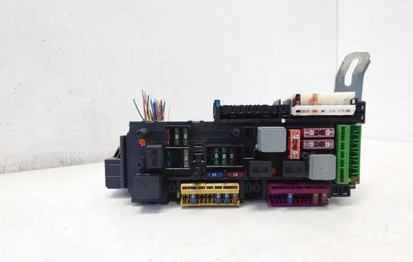 Mercedes-Benz E W212 SAM control unit A2129004201 2129004201
