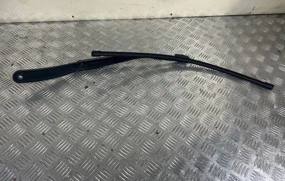 BMW 5 GT F07 Front wiper blade arm 7207290