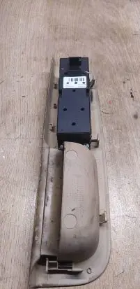 Volkswagen PASSAT B5 Electric window control switch 1J4959857