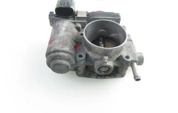 Opel Zafira B Throttle body valve 25382123
