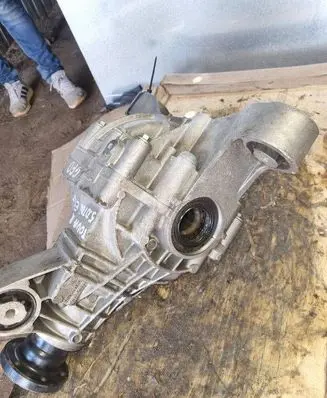 Volkswagen Touareg I Rear differential 0AC525015E