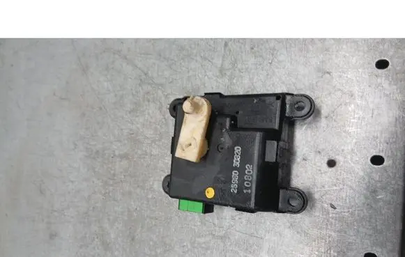 Honda Civic Coolant heater control valve 