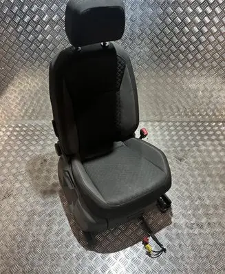 Volkswagen Tiguan Front passenger seat VW26690