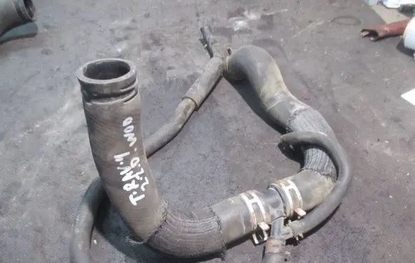 Toyota RAV 4 (XA20) Engine coolant pipe/hose 