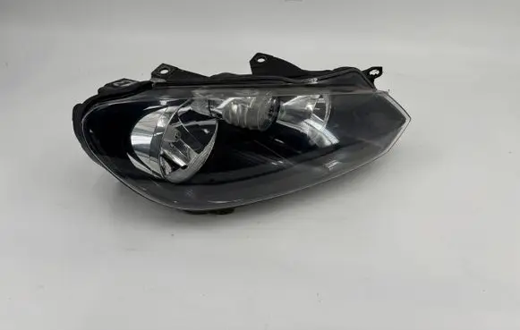 Volkswagen Golf VI Headlight/headlamp 25425400
