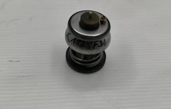 BMW 3 F30 F35 F31 Thermostat/thermostat housing 