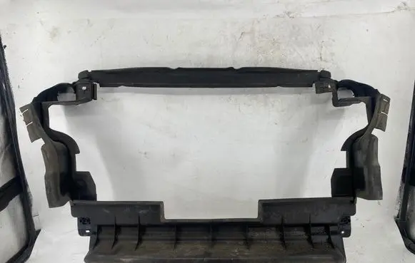Mercedes-Benz GL X164 Intercooler air guide/duct channel 1645000416