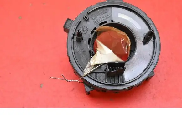 Audi A8 S8 D2 4D Airbag slip ring squib (SRS ring) 1J0959653B
