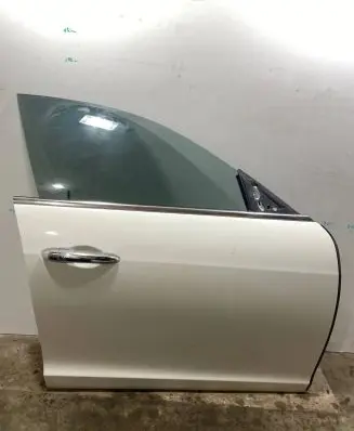 Maserati Quattroporte Front door