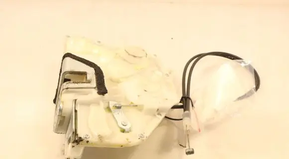 Suzuki Splash Front door lock 8220251K60