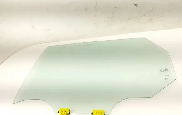 Nissan Pulsar Rear door window glass