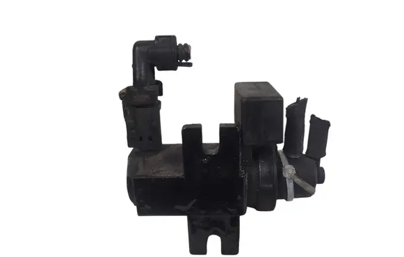 BMW 5 E60 E61 Turbo solenoid valve 70206301