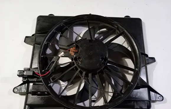 Ford Mustang V Electric radiator cooling fan 7R3V8C607AB