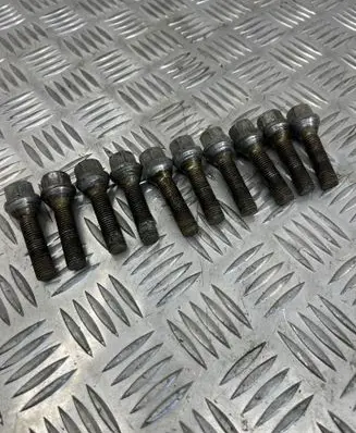 BMW 3 E90 E91 Nuts/bolts 