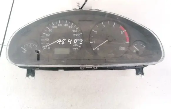 Mitsubishi Carisma Speedometer (instrument cluster) MR480266