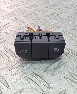 Peugeot 508 Fuel tank opening switch 96770584ZD 03384450100