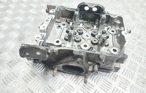 Subaru Forester SH Engine head 