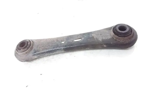 Volvo V70 Rear control arm