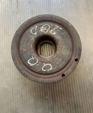Nissan Qashqai Crankshaft pulley 8200787762