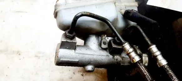 Ford Mondeo Mk III Master brake cylinder