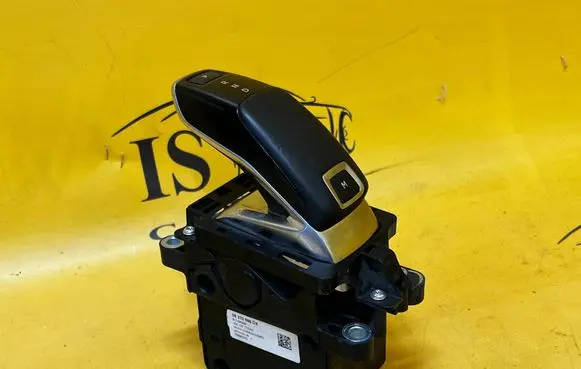 Gear shifter/selector