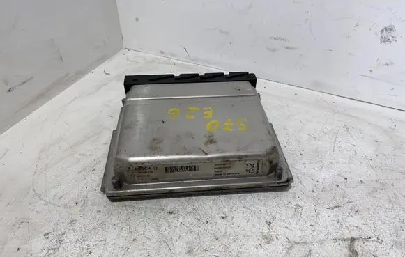 Volvo S70 V70 V70 XC Engine control unit/module 09496667A 28SA4018 0281001776