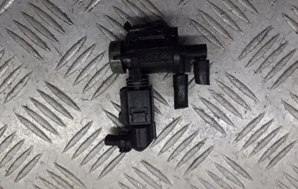Audi A6 S6 C6 4F Valve vacuum 1J0906283C