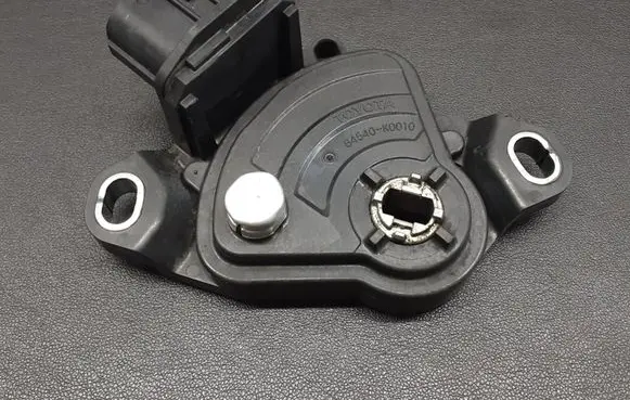 Toyota Yaris XP210 Gear selector 84540K0010