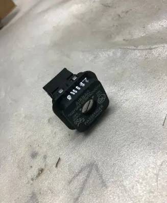 Mitsubishi Eclipse Cross Passenger airbag on/off switch 2020v1d