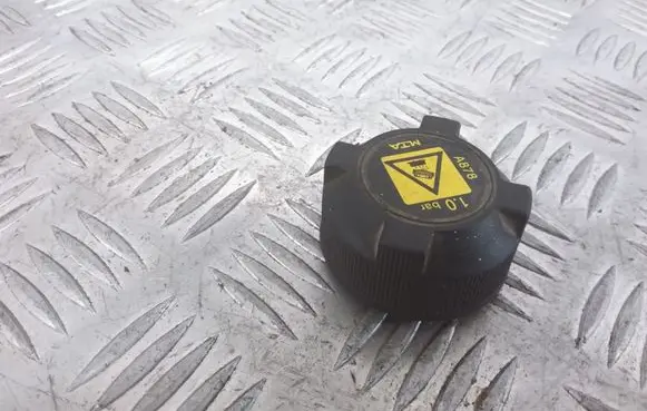 Fiat Ducato Coolant expansion tank/reservoir cap A878