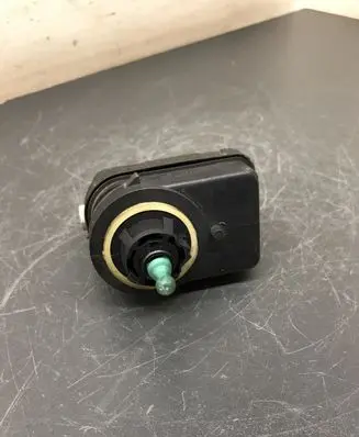 Renault Scenic I Headlight level adjustment motor 07700840141