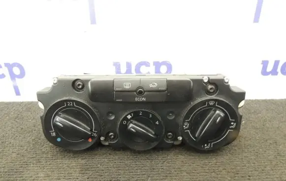 Volkswagen Touran I Climate control unit D134