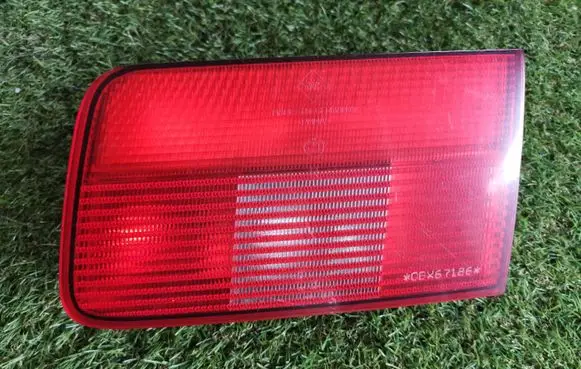 BMW 5 E39 Tailgate rear/tail lights 8371326