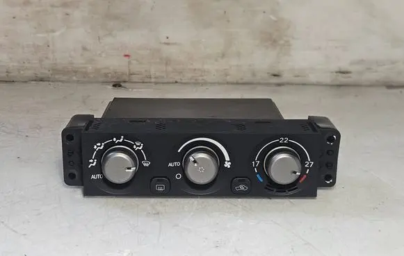 Mitsubishi Lancer Climate control unit 7820A103