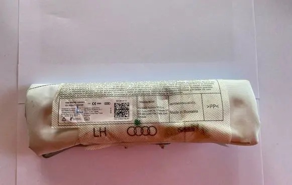 Audi TT TTS RS Mk3 8S Seat airbag 8S8880241E