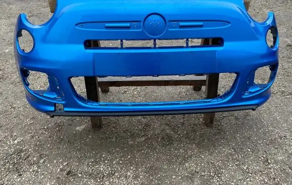 Fiat 500 Front bumper 735565259
