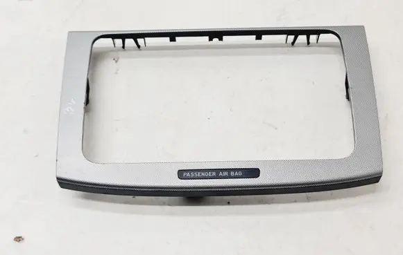 Volkswagen PASSAT B6 Radio/GPS head unit trim 3C0858069M