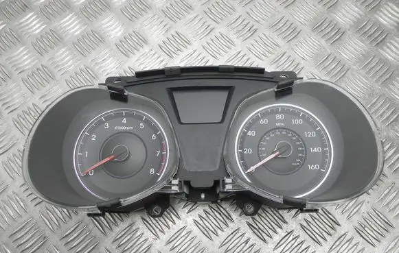 Hyundai ix20 Speedometer (instrument cluster) 940511K010