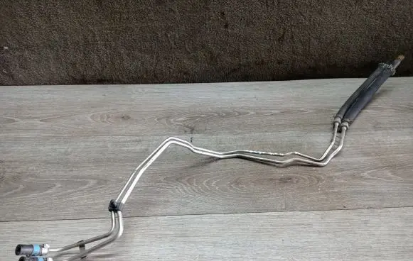 Volvo C30 Exhaust gas pipe 