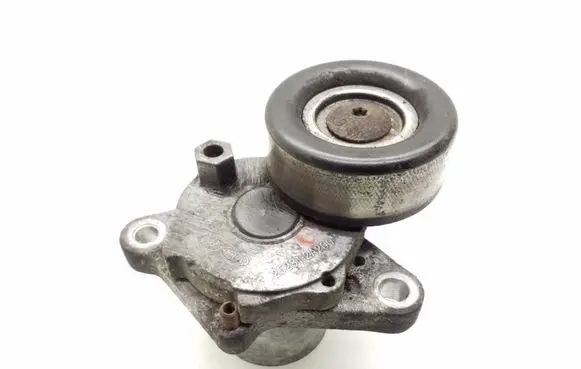 Hyundai i40 Generator/alternator belt tensioner 252812A200