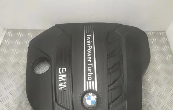 BMW X3 F25 Engine cover (trim)