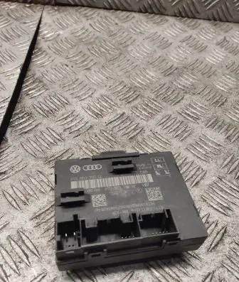 Audi A5 8T 8F Door control unit/module 8t0959795q