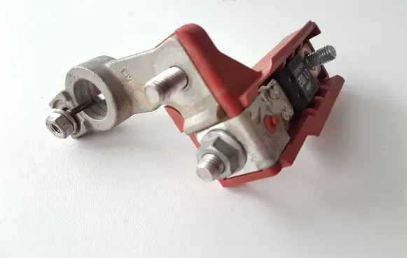Ford Focus Positive wiring loom JX6T14305GBAD 05122018