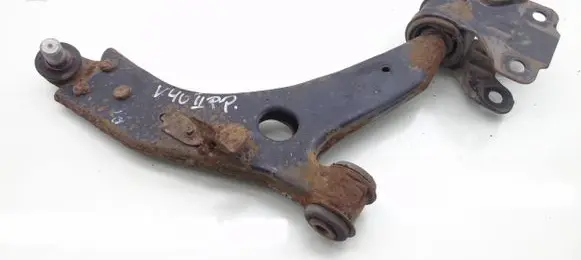 Volvo V40 Front control arm