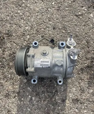 Volvo V60 Air conditioning (A/C) compressor (pump) 31348213 0846402244