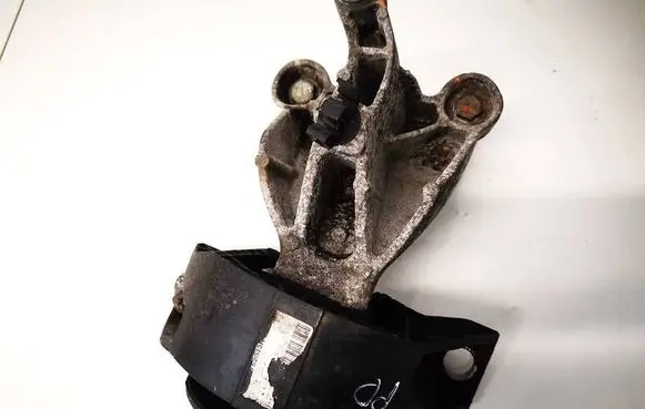 Dacia Logan II Engine mount bracket 112703624r