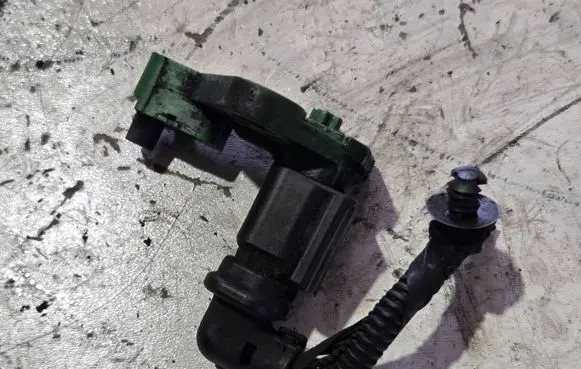 Ford Grand C-MAX Crankshaft position sensor 9677539480 PA66GF30