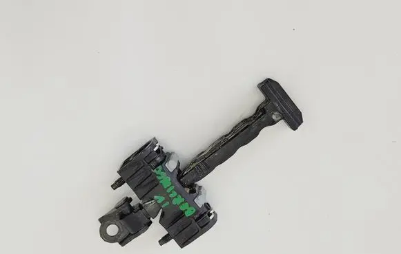 Citroen Berlingo Front door check strap stopper 