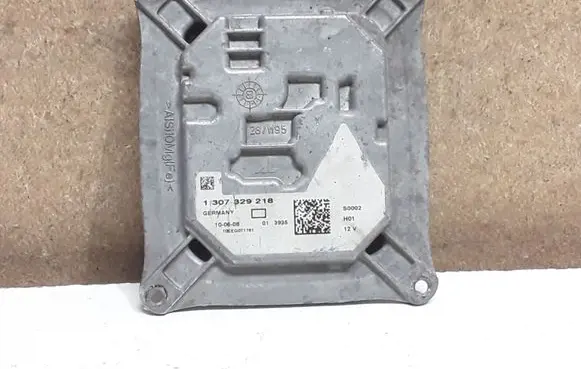 Headlight ballast module Xenon
