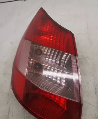 Renault Scenic II - Grand scenic II Rear/tail lights 8200127704